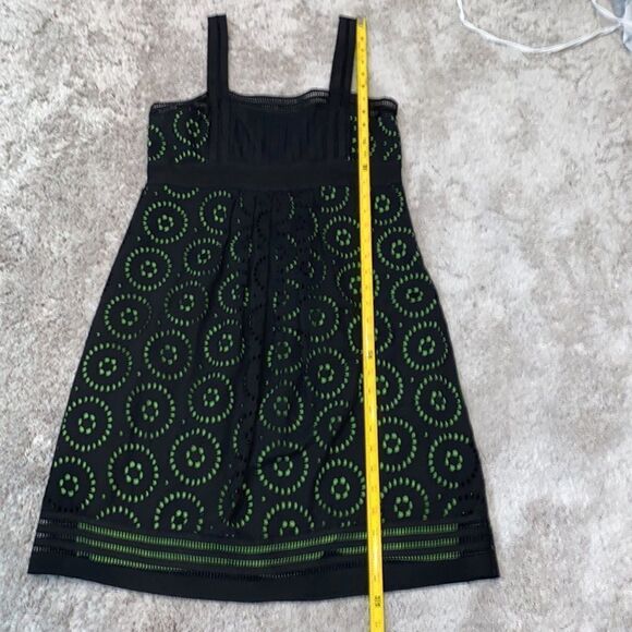 Cynthia Cynthia Steffe Black Eyelet Dress With Green Inlay Size 6 - Picture 9 of 13